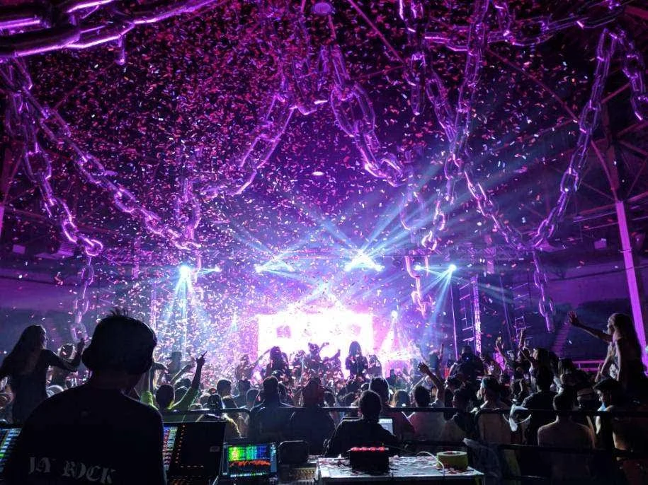 Confetti2018